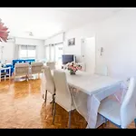 Myria Court * לימסול
