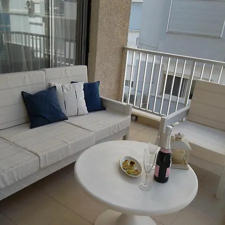 Apartament Myria Court *