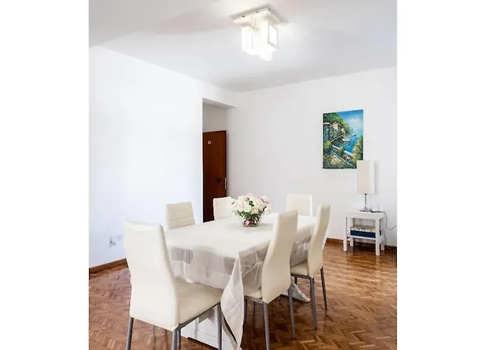Apartmán Myria Court *