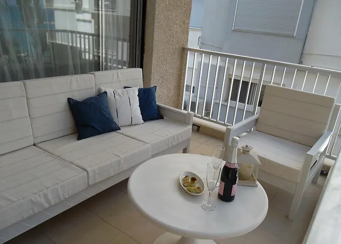 Apartment Myria Court *